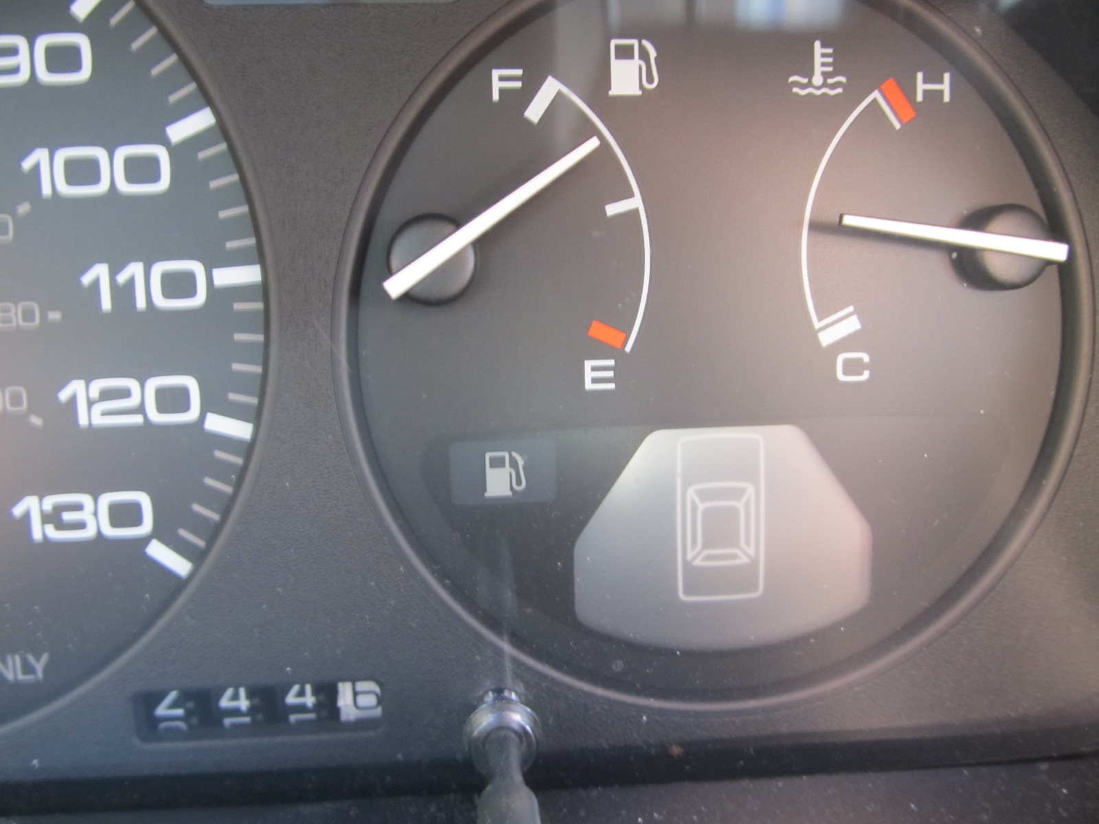 Name:  076.jpg
Views: 726
Size:  350.5 KB