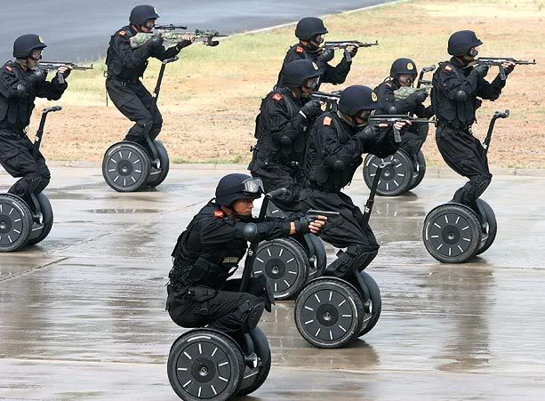 Name:  segway-anti-terror.jpg
Views: 67
Size:  73.4 KB