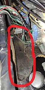 Water leak on drivers side floorboard (wet carpet)-20180311_193553.jpg