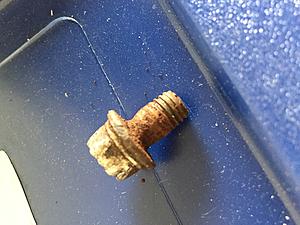 HELP - get off EVAP canister 12mm Rusted bolt-20180528_224807967_ios.jpg