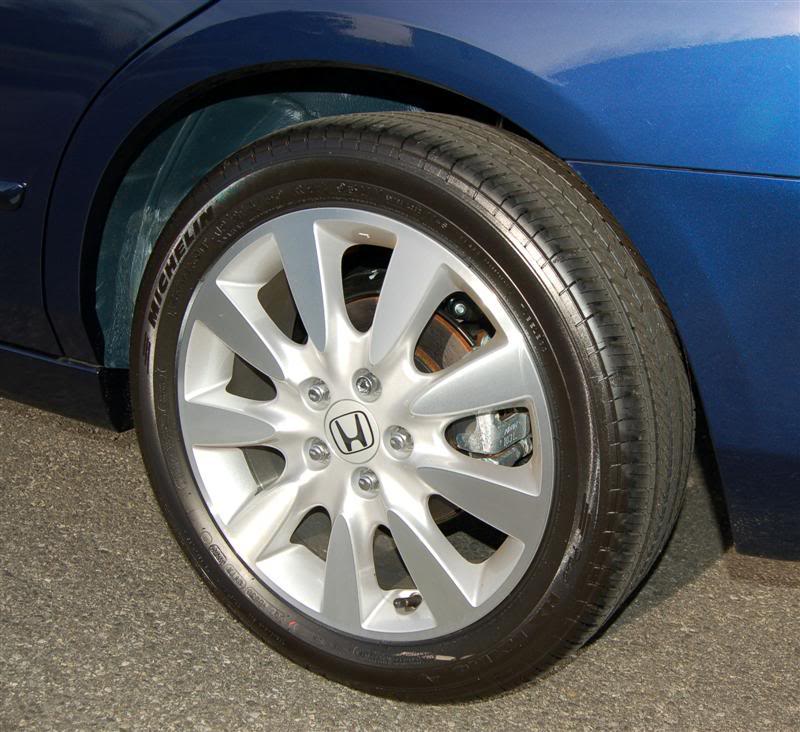 Name:  driverreartireMedium.jpg
Views: 43
Size:  94.2 KB