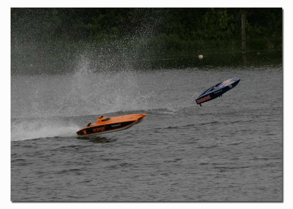 Name:  skater3.jpg
Views: 128
Size:  62.1 KB