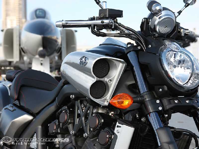 Name:  VMax2.jpg
Views: 184
Size:  56.9 KB