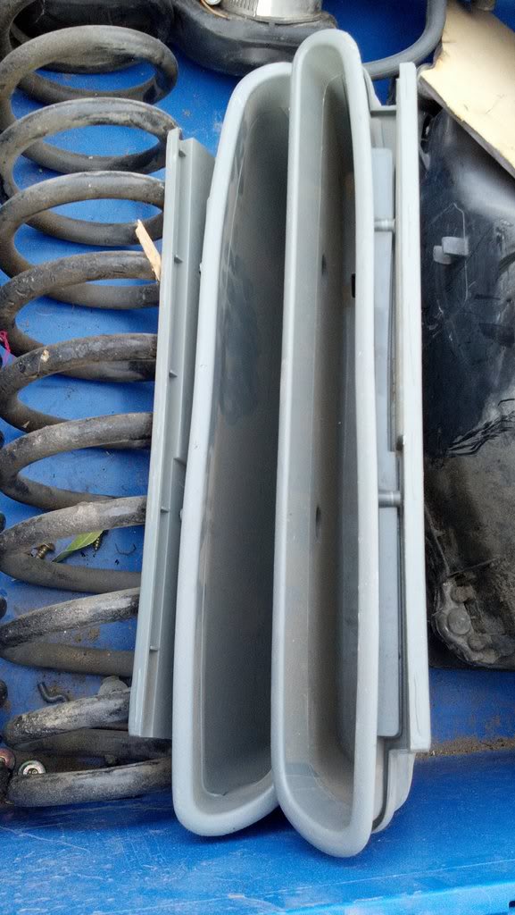 Name:  photobucket-1466-1322375848167.jpg
Views: 556
Size:  96.7 KB