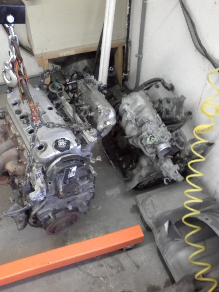 Name:  HELPME038.jpg
Views: 170
Size:  89.8 KB