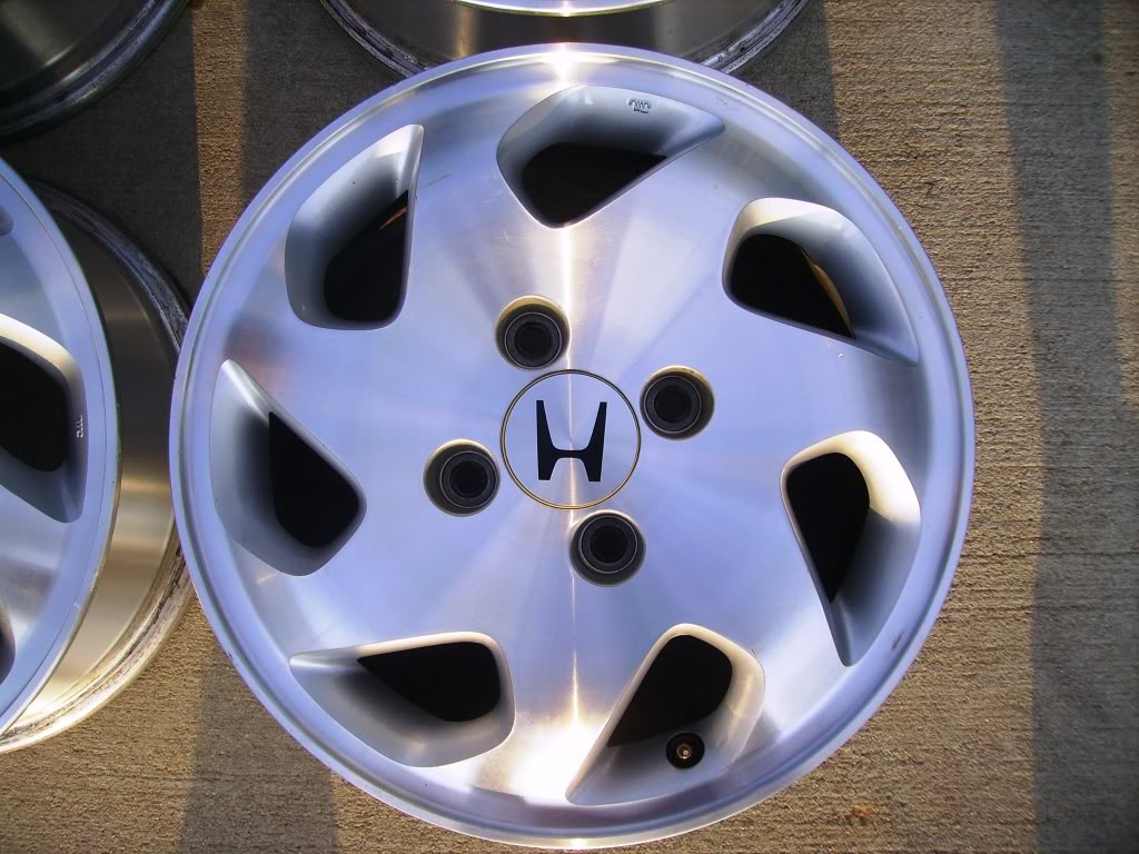 Name:  hondaoemrims002.jpg
Views: 132
Size:  151.8 KB