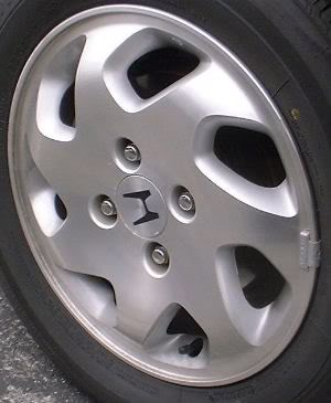 Name:  accordwheel.jpg
Views: 639
Size:  19.1 KB